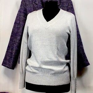 🤍Lane Bryant Silver Shimmer Soft Knit V-Neck Long Sleeve Button Detail